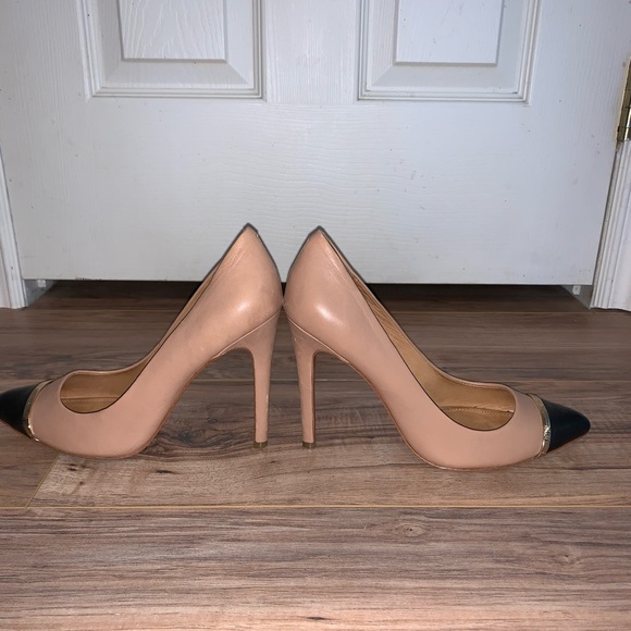 Heels - Picture 4 of 5